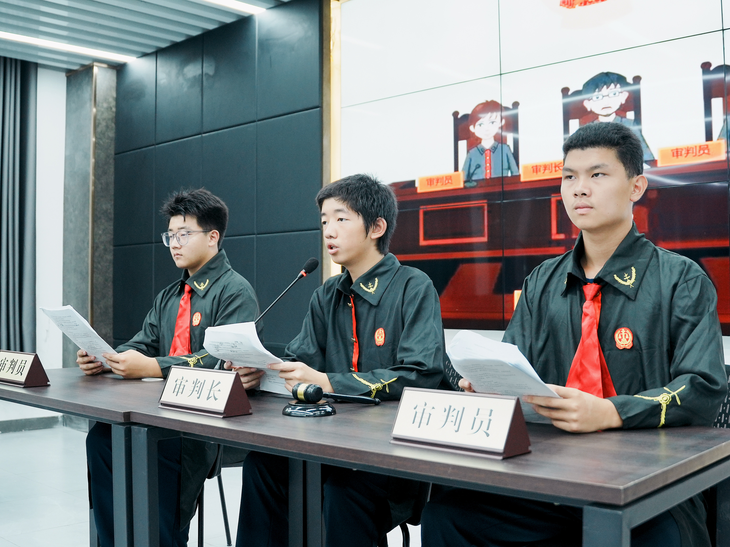 东莞职业学校